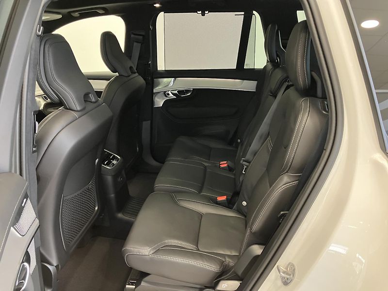 Volvo XC90 T8 eAWD Ultra BE - REZERVACE - fotka 14 z 43