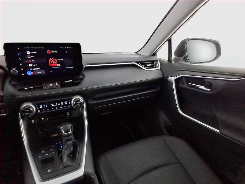 Toyota RAV4 (2024) 2.5 Hybrid - fotka 8 z 21