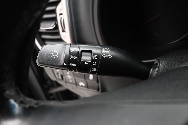 Kia Sportage 1,6 T-GDI 130 kW AWD AT - fotka 25 z 30
