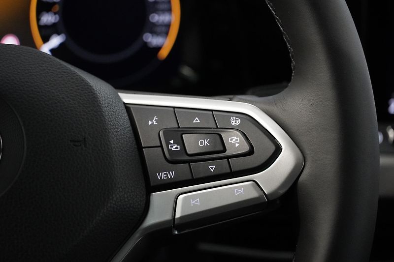 Volkswagen Golf 2.0TDI,110kW,DSG,Style,ČR,Kame - fotka 22 z 36
