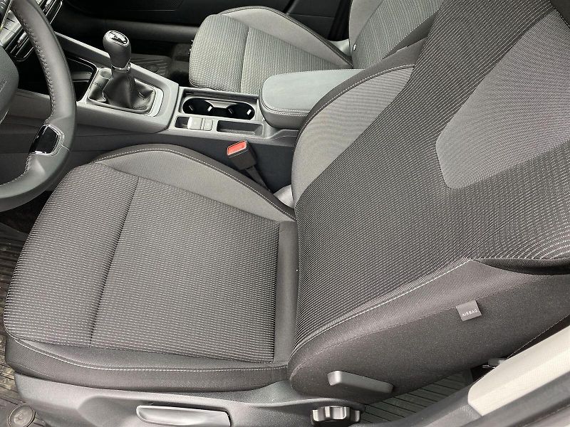 Škoda Octavia (2024) 1.5 TSI Ambition+ - fotka 6 z 34