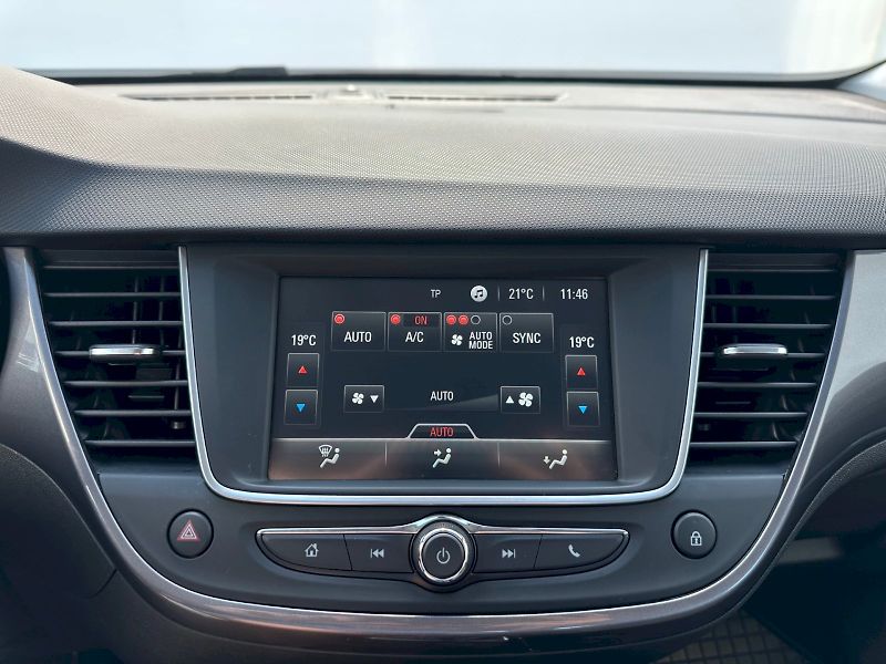 Opel Crossland X (2019) 1,2 / 81 KW / automat - fotka 14 z 30