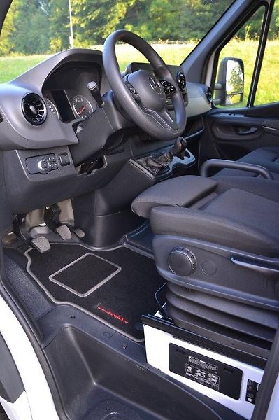 Mercedes-Benz Sprinter 317 hydr. čelo velká výbava  - fotka 7 z 51