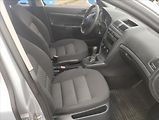 Škoda Octavia 1,6 TDi 77KW - náhled 8