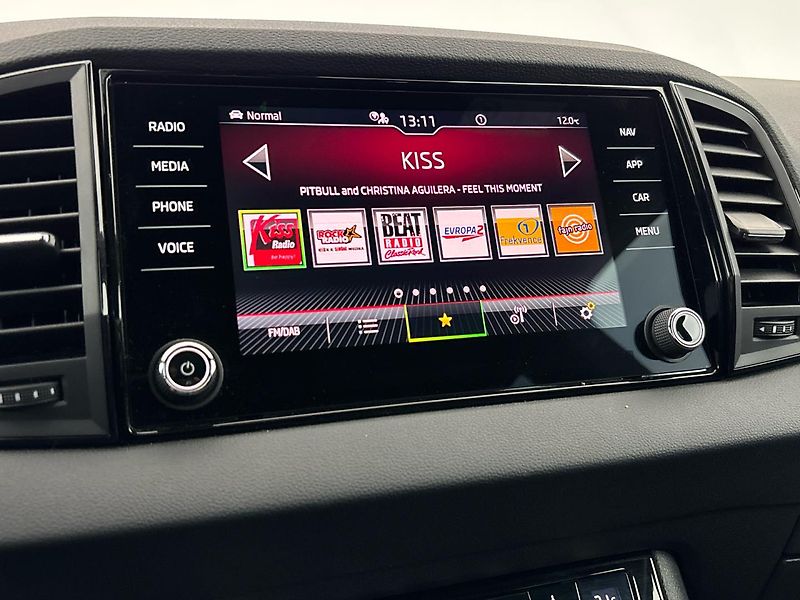 Škoda Karoq DSG Sportline - fotka 12 z 31