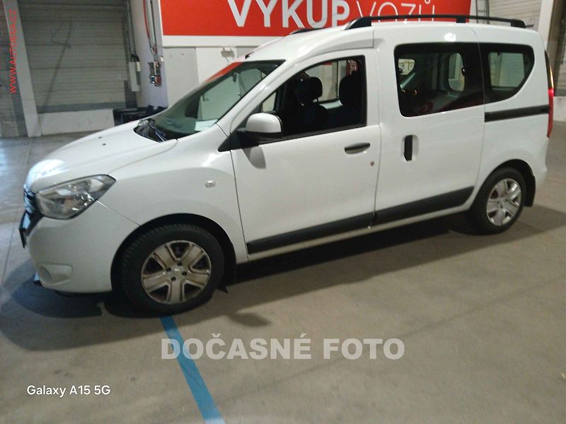 Dacia Dokker (2017) 1.6, 1.maj,ČR - fotka 1 z 3
