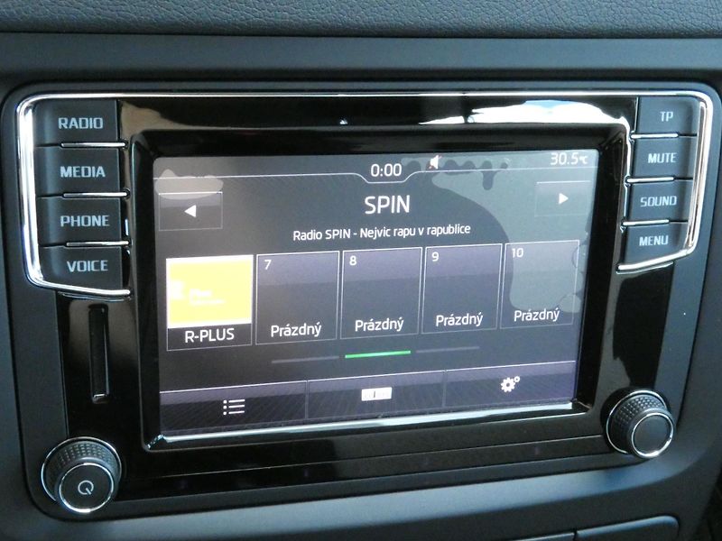 Škoda Yeti FL 4x4 AmbitionPlus 1.4 TSI /1 - fotka 29 z 30