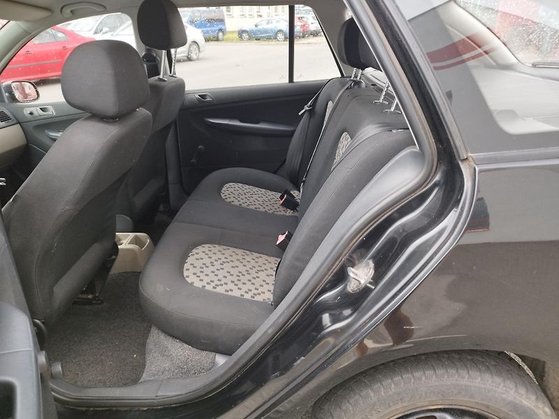 Škoda Fabia (2006) I,1.4TDI,volat-608 081 843 - fotka 9 z 10