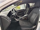 Hyundai i40 1.7 CRDI/104kW Experience AT - náhled 12