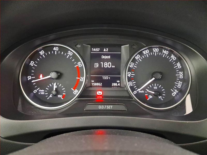 Škoda Rapid (2017) 1.2 TSI, Navi - fotka 11 z 19