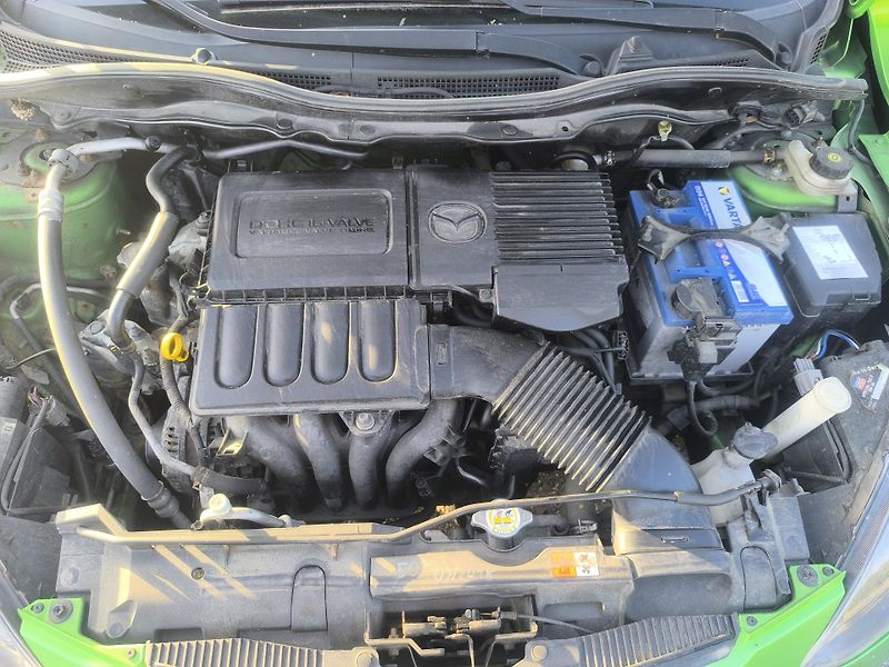 Mazda 2 KRÁSNÁ,SERVISKA,CENA,1.MAJITEL - fotka 20 z 21