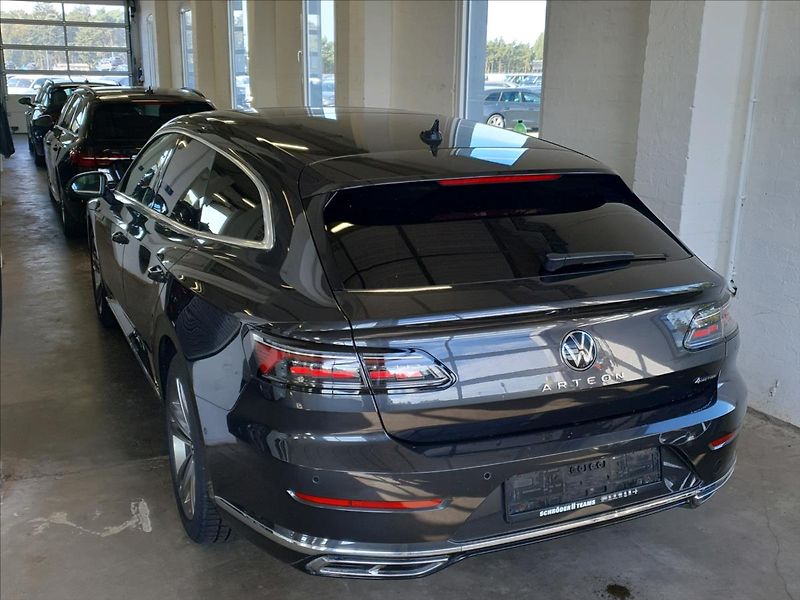 Volkswagen Arteon Shooting Brake 2,0 TDI PANO TAŽNÉ KAMERA 360 - fotka 3 z 10