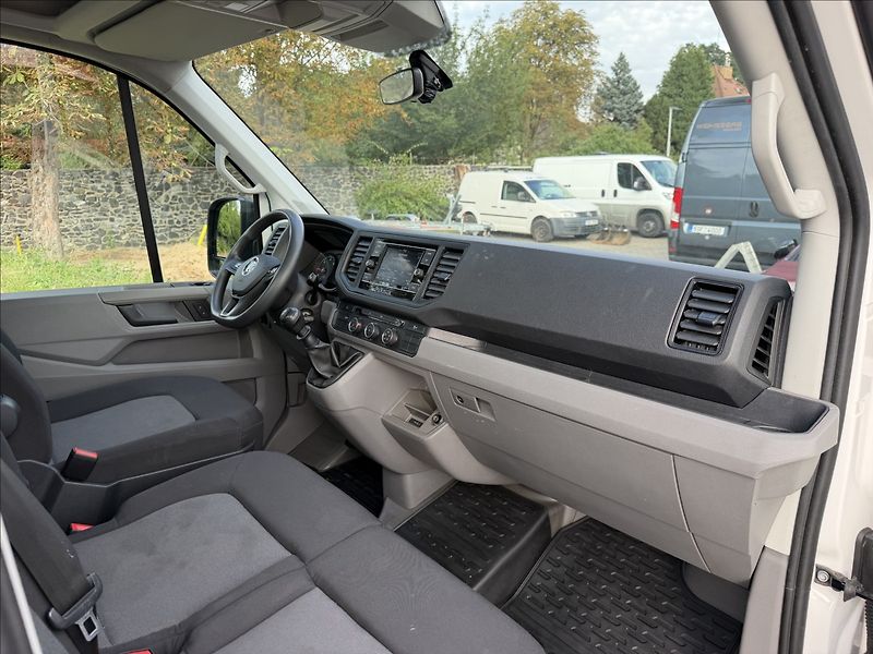 Volkswagen Crafter 2,0   2.0 TDI 35 L4 Business - fotka 9 z 13