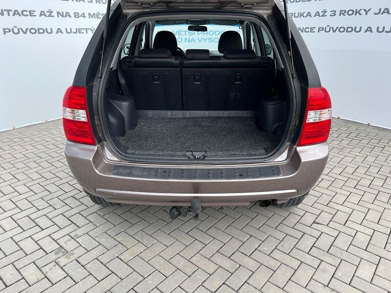 Kia Sportage (2008) 2.0i 104kW! 4x4! Tažné! - fotka 8 z 22