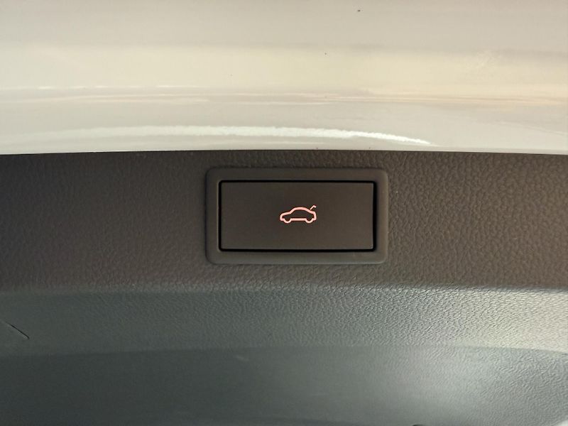 Škoda Karoq 1.5 TSI 110kW Style Exclusive - fotka 14 z 15