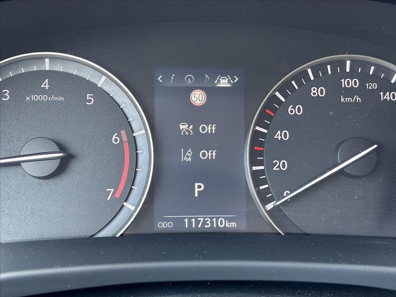 Lexus RX 2,0 i 175kW AT 4x4 Limited edi - fotka 43 z 47