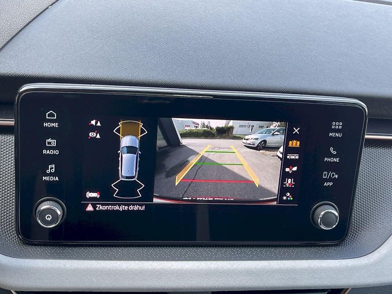 Škoda Kamiq (2025) 1.5 TSI 110 kW Top Selection - fotka 15 z 33