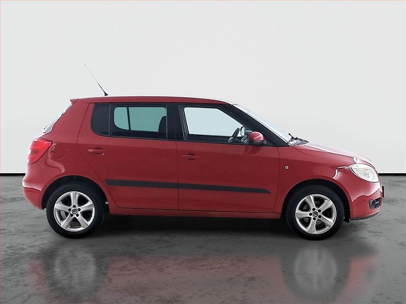 Škoda Fabia (2009) 1.2, po STK, zamluveno - fotka 6 z 17