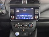 Nissan Leaf (2022) 40 kWh, SoH 89%, Automat - náhled 12