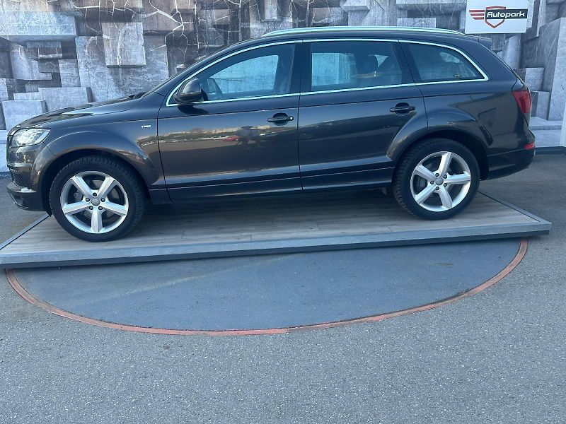 Audi Q7 (2014) 3.0TDi, 180KW, S-LINE, VZDUCH - fotka 4 z 27