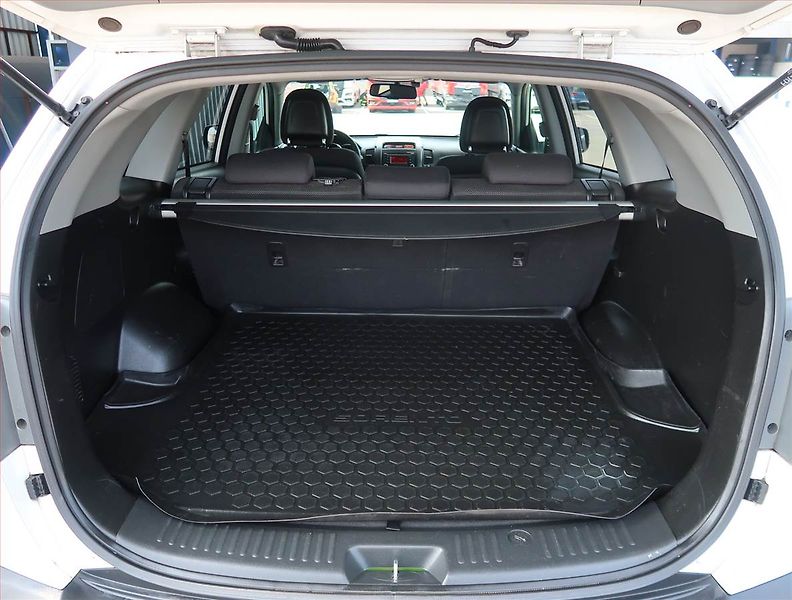 Kia Sorento (2011) 2.2 CRDi, 4X4, Serv.kniha - fotka 13 z 18