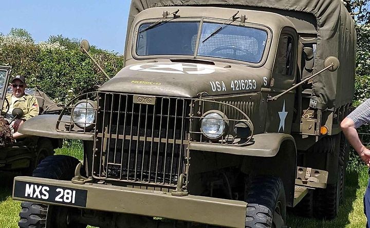 Vůz GMC 353 CCKW tvořil logistickou páteř ozbrojených sil Spojených států během II. světové války a ještě v průběhu Korejské války.