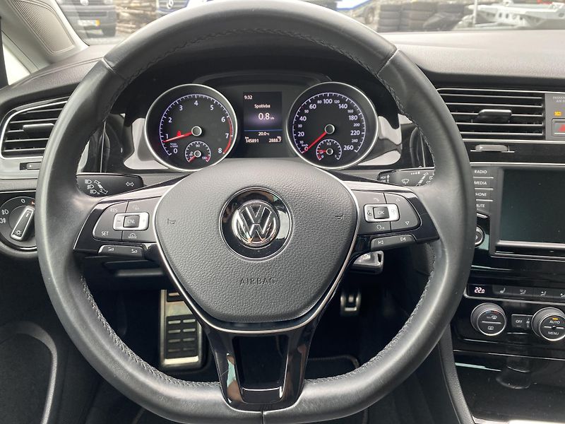 Volkswagen Golf 1.2 TSI 81kW -ALLSTAR-PDC-ALU - fotka 17 z 43