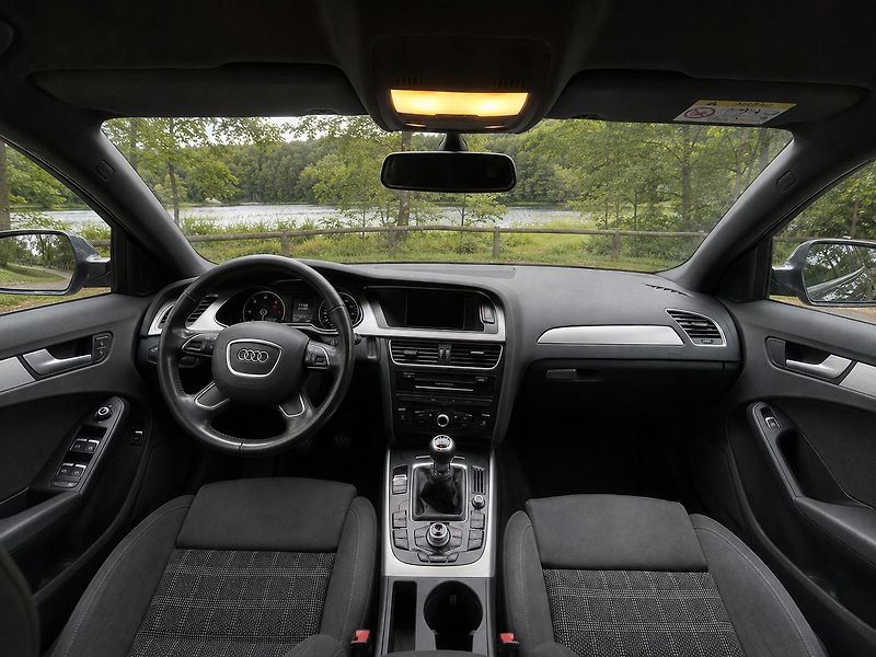 Audi A4 Avant (2014) AUDI A4 AVANT 2.0 TDI 100 kW  - fotka 6 z 12