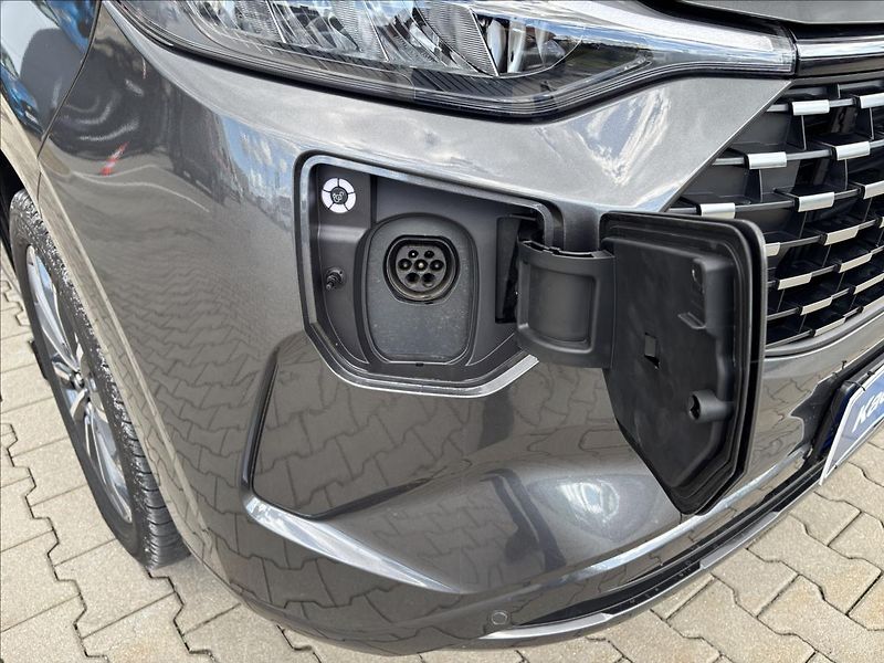 Ford Tourneo Custom 2,5 PHEV 171kW Titanium X L1 - fotka 31 z 59
