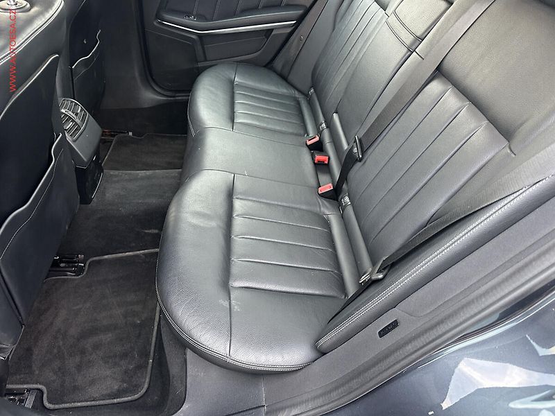 Mercedes-Benz Třídy E (2014) 2.2CDi, AT, navi, LED - fotka 10 z 23
