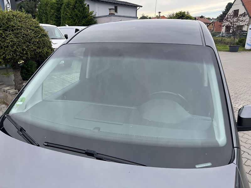 Volkswagen Caddy (2018) MAXI 2,0TDi 7 míst pěkný stav! - fotka 13 z 42