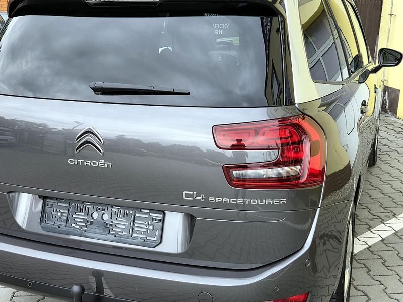 Citroën Grand C4 Picasso 1,5 bHDi 7m SERVISNÍ KNÍŽKA - fotka 17 z 52