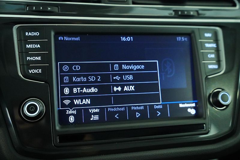 Volkswagen Tiguan - fotka 23 z 30