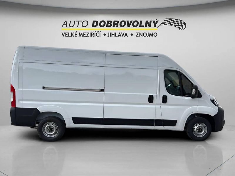 Opel Movano (2026) Van 3500 L3H2 2.2 CDTi 140k 6° - fotka 9 z 22