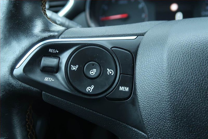 Opel Crossland X (2017) 1.2 Turbo, Serv.kniha, Navi - fotka 17 z 18