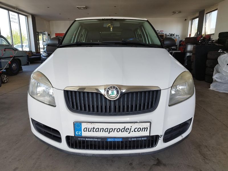 Škoda Fabia (2008) 1,2I,44KW,KLIMA,CD,NOVÁ STK - fotka 2 z 24