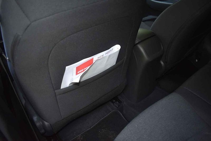 Tříletý exemplář Hyundai i30 kombi může novému majiteli dobře sloužit ještě dlouhou dobu.