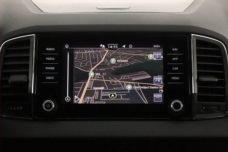 Škoda Karoq (2021) Style 1.5 TSI - fotka 14 z 16