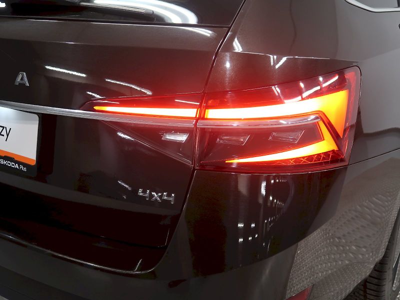 Škoda Superb (2021) STYLE 2.0TDI 147KW 4x4 DSG LED - fotka 11 z 36