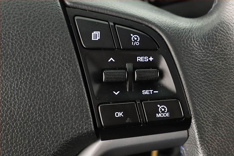 Hyundai Tucson (2016) 1.7 CRDi, Automat, Navi - fotka 20 z 22