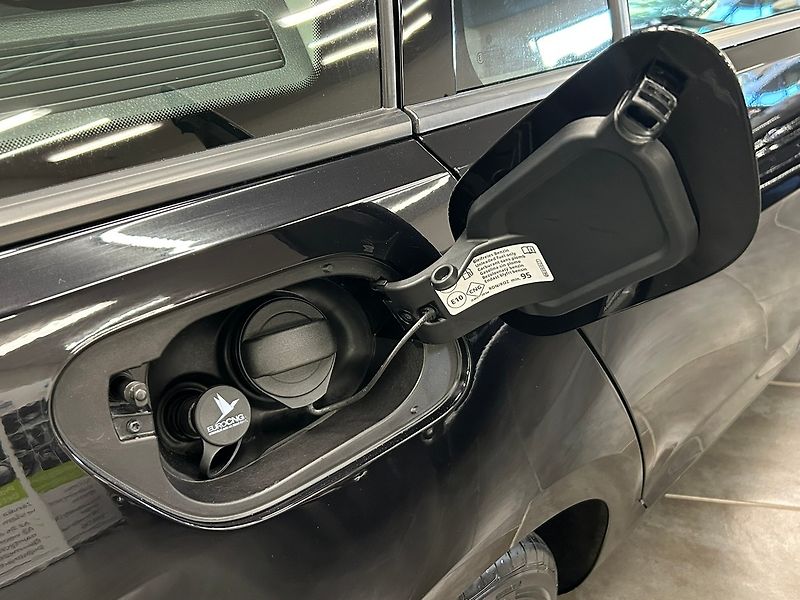 Volkswagen Golf (2019) 1.5 TGI Comfort MAN 2019 | Zár - fotka 59 z 62