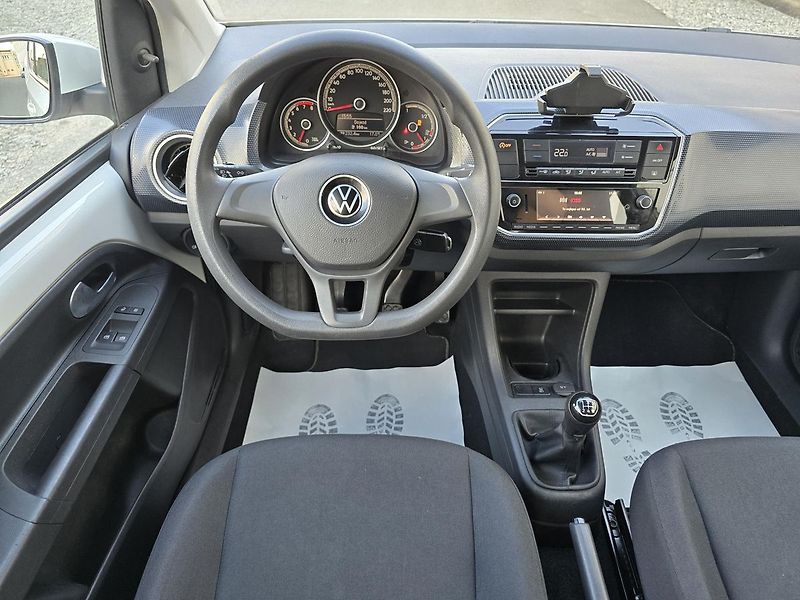 Volkswagen up! CNG KAMERA + DIGIKLIMA ČR - fotka 8 z 25