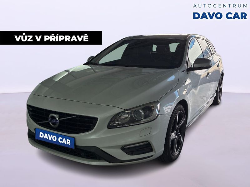 Volvo V60 2.4 D6 162kW R-Design Aut. DPH - fotografie inzerátu