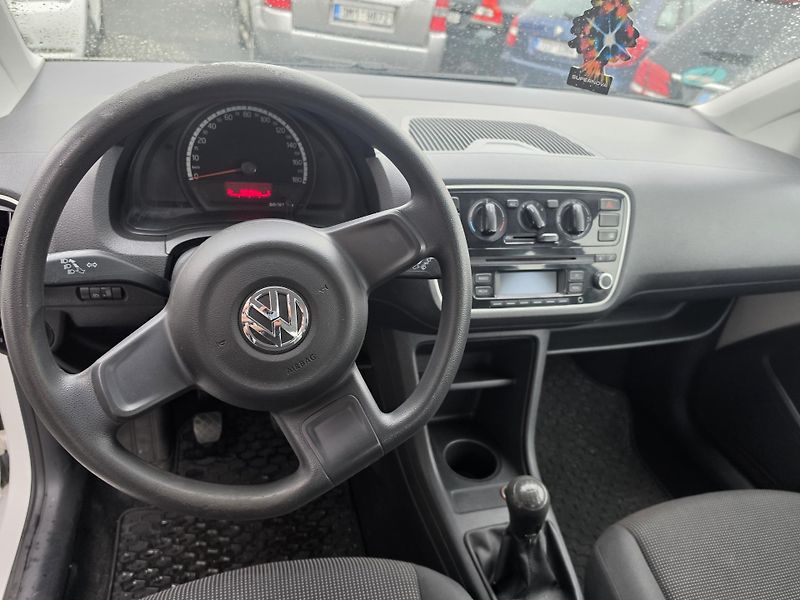 Volkswagen up! 1.0 i - fotka 10 z 11