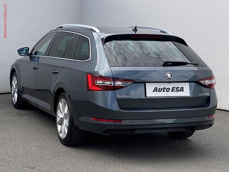 Škoda Superb (2019) 2.0 TDi, Style, bixen, navi - fotka 6 z 19