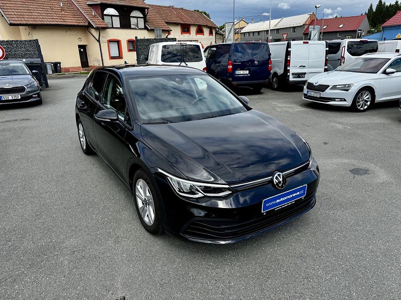Volkswagen Golf (2022) 1.0 TSI 81 KW LIFE - CZ - DPH - fotka 4 z 24