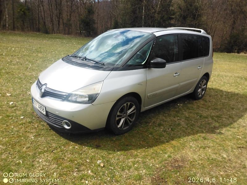 Renault Espace (2015) - fotka 2 z 23