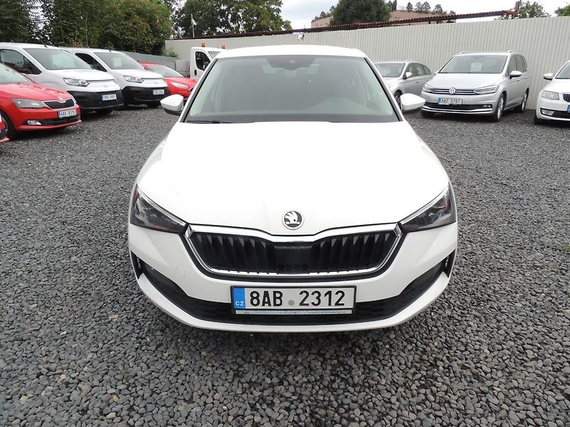 Škoda Scala (2020) 1.0TSi,85kw,Style,full LED,ČR - fotka 2 z 38