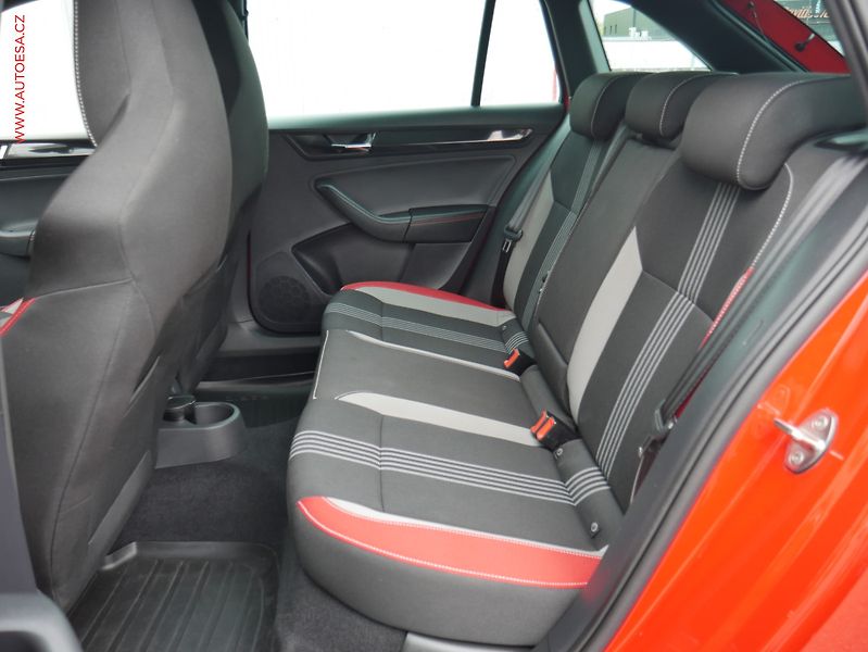 Škoda Rapid (2018) 1.0 TSi, ČR, Monte Carlo - fotka 10 z 20