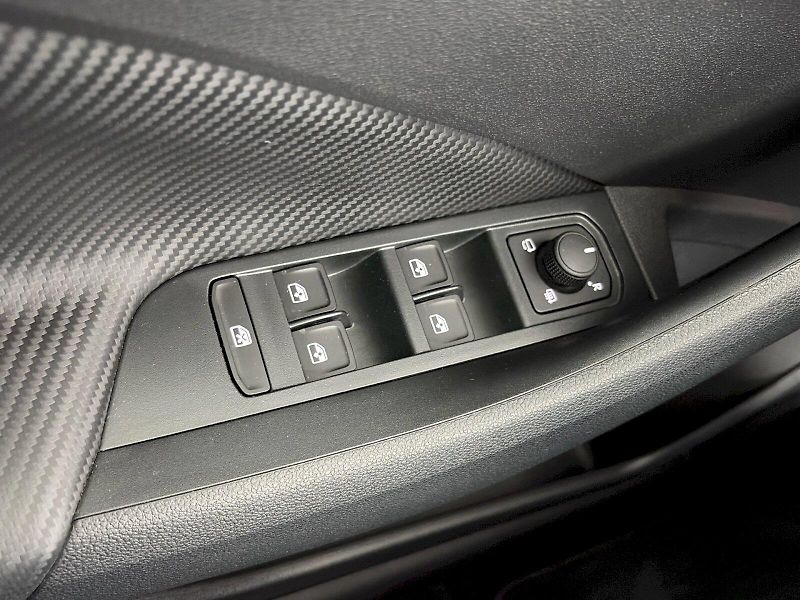 Škoda Scala (2025) DSG 1.0TSI 85kW Monte Carlo - fotka 27 z 33